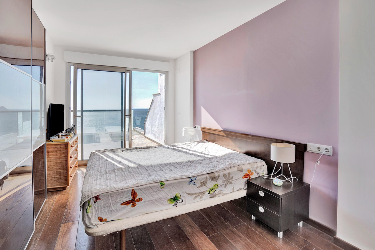 House – Detached Villa in Calpe