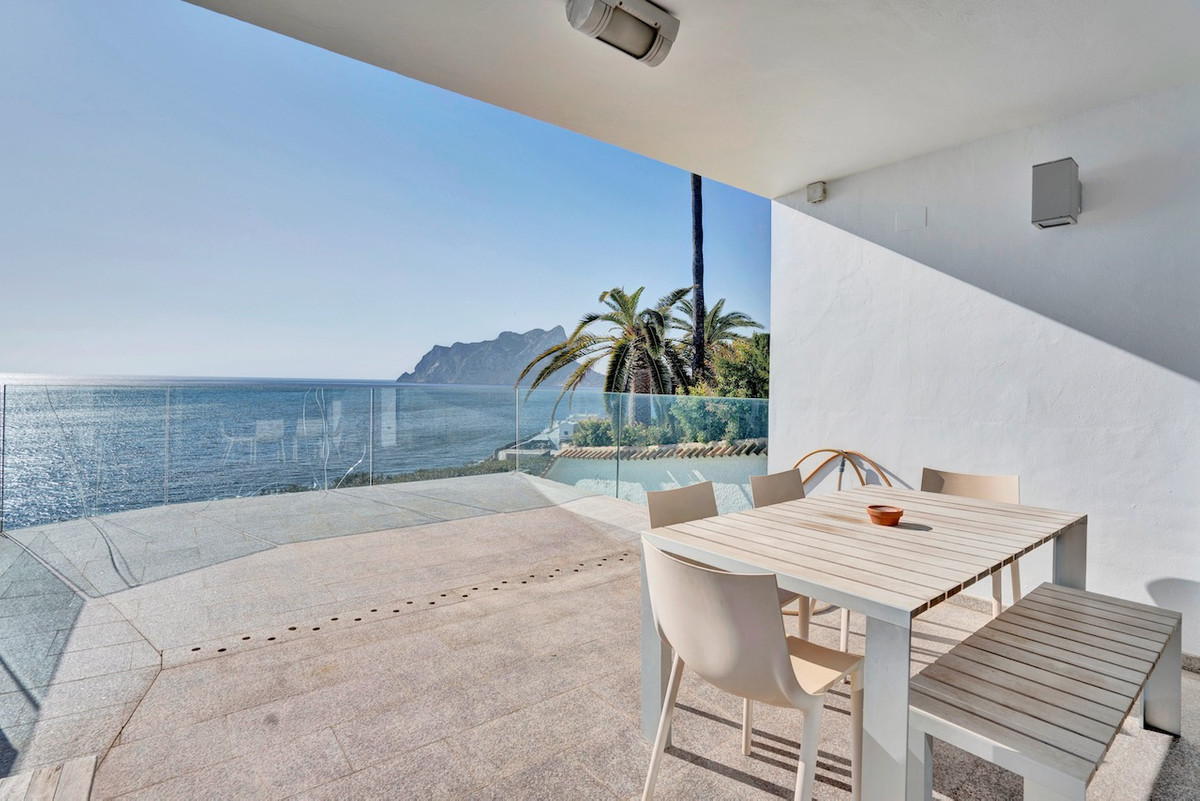 House – Detached Villa in Calpe