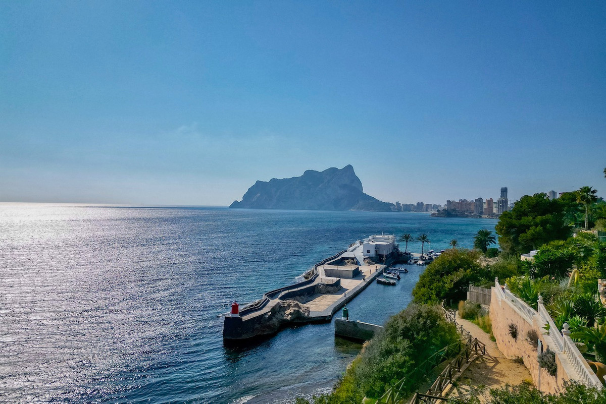 House – Detached Villa in Calpe