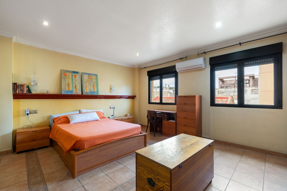 ShowFeedImage House – Townhouse in Rojales