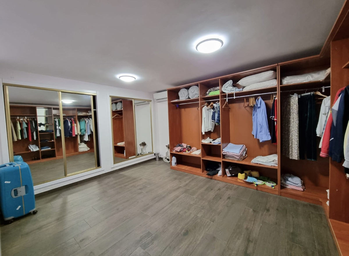 ShowFeedImage House – Detached Villa in Torrevieja
