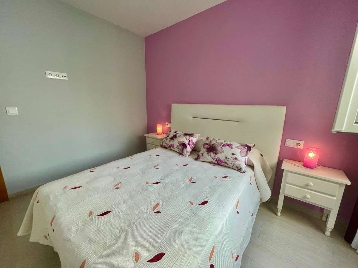 ShowFeedImage Apartment – Middle Floor Apartment in Torrevieja