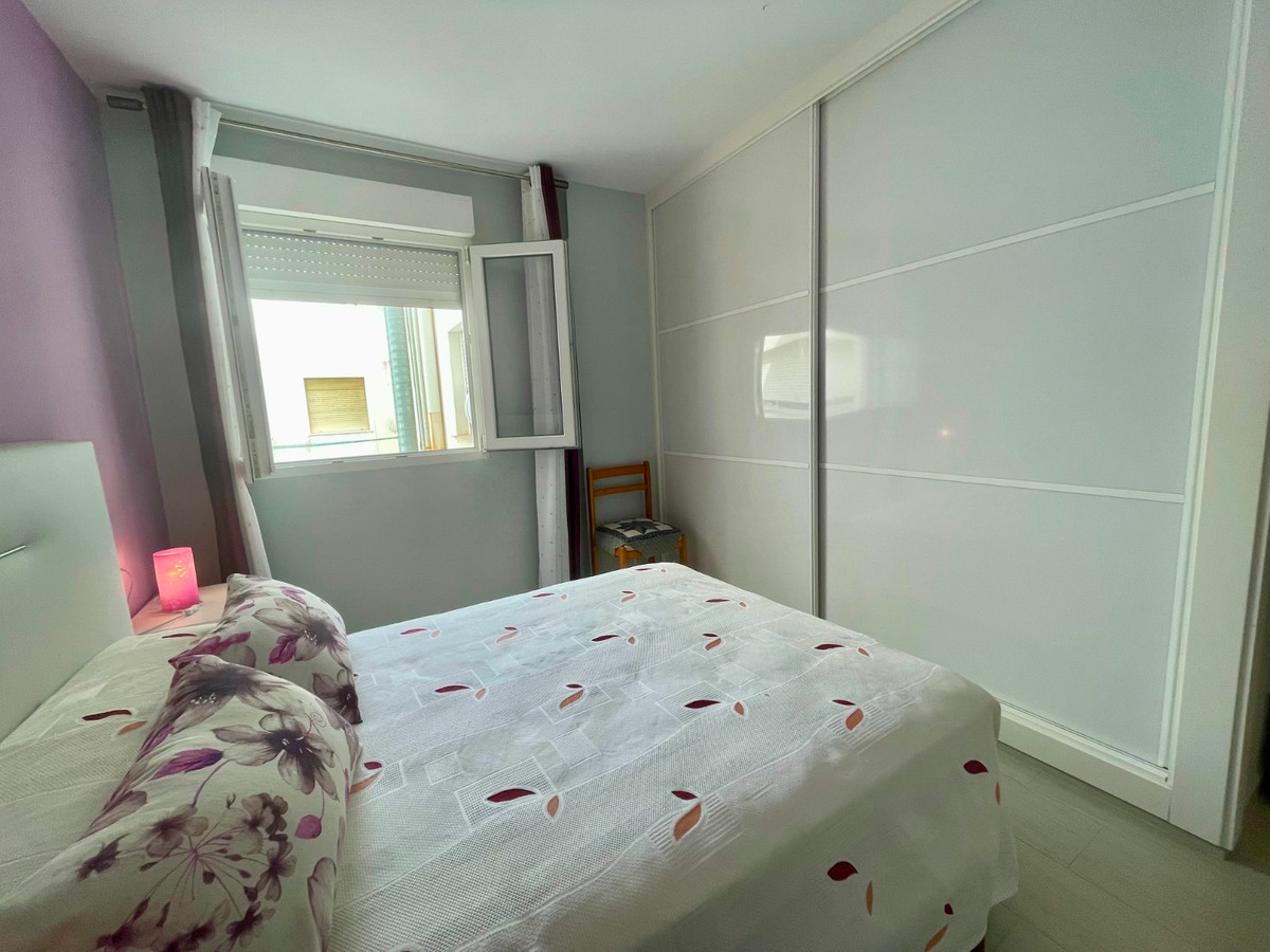 ShowFeedImage Apartment – Middle Floor Apartment in Torrevieja