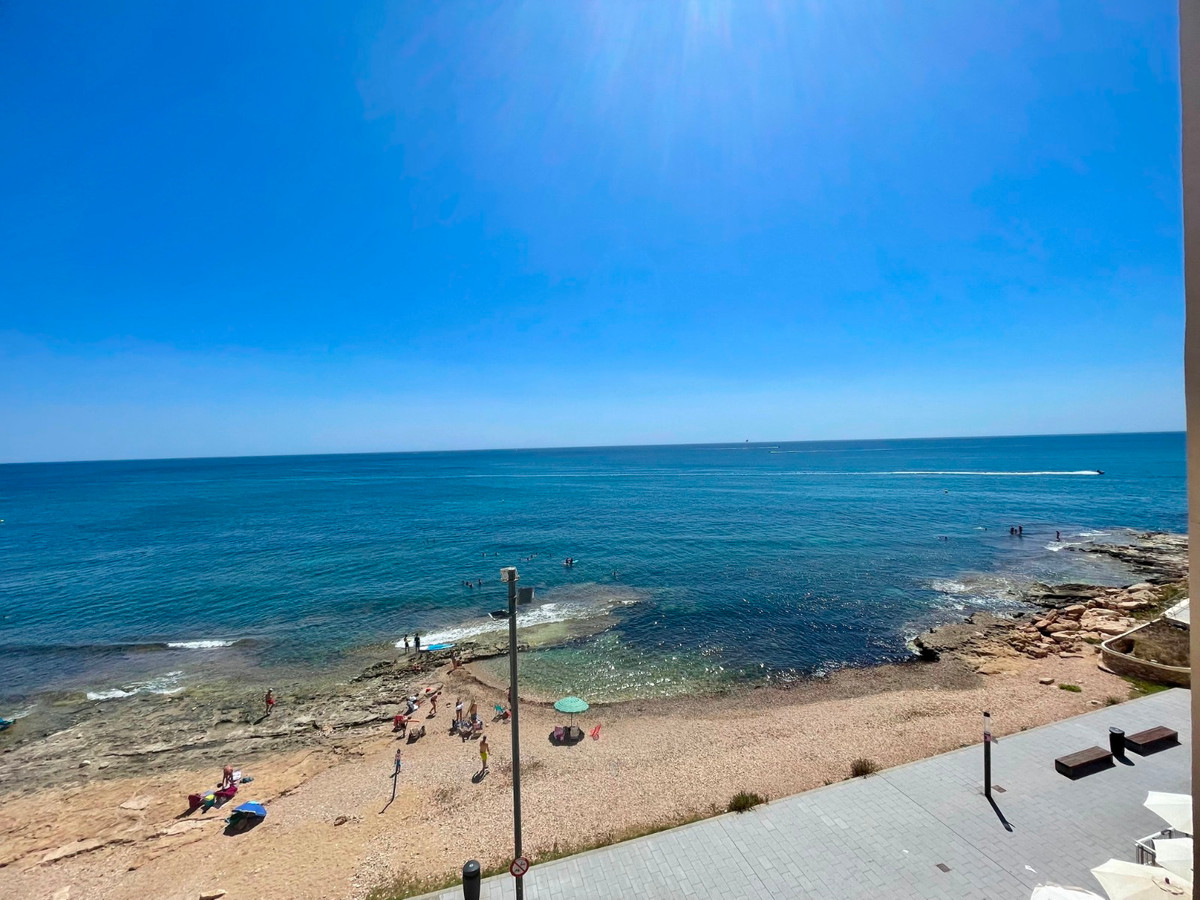 ShowFeedImage Apartment – Middle Floor Apartment in Torrevieja