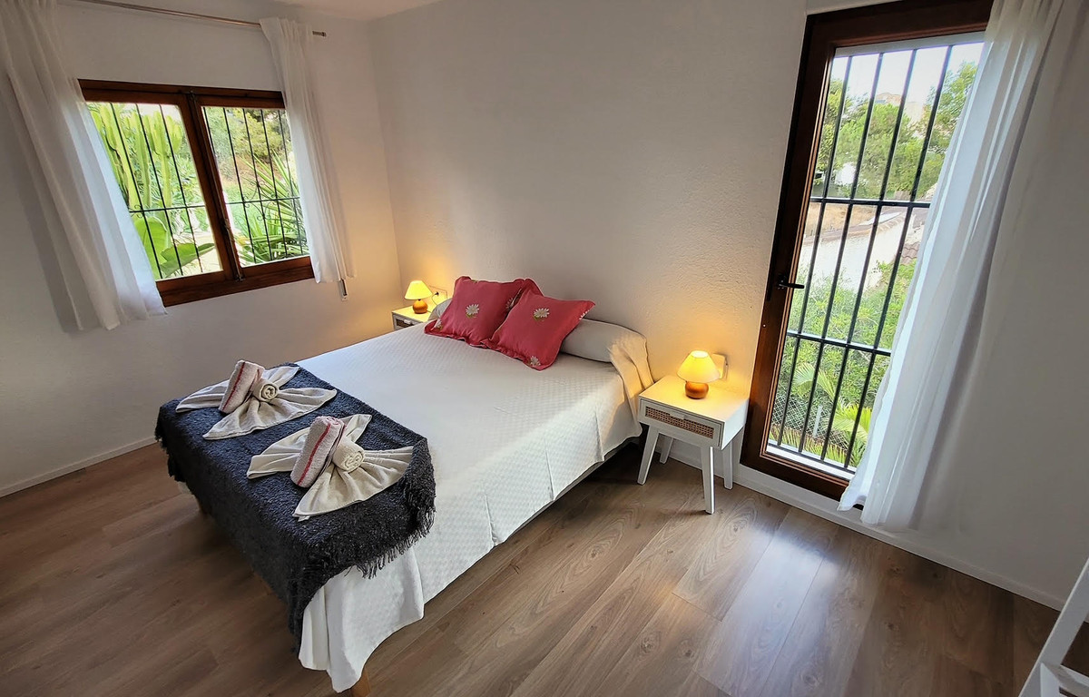 House – Detached Villa in Torrevieja