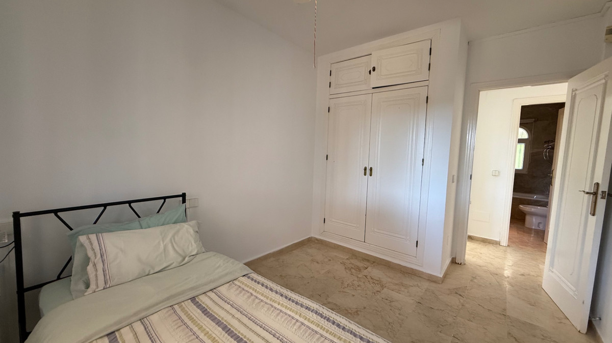 ShowFeedImage House – Detached Villa in Orihuela