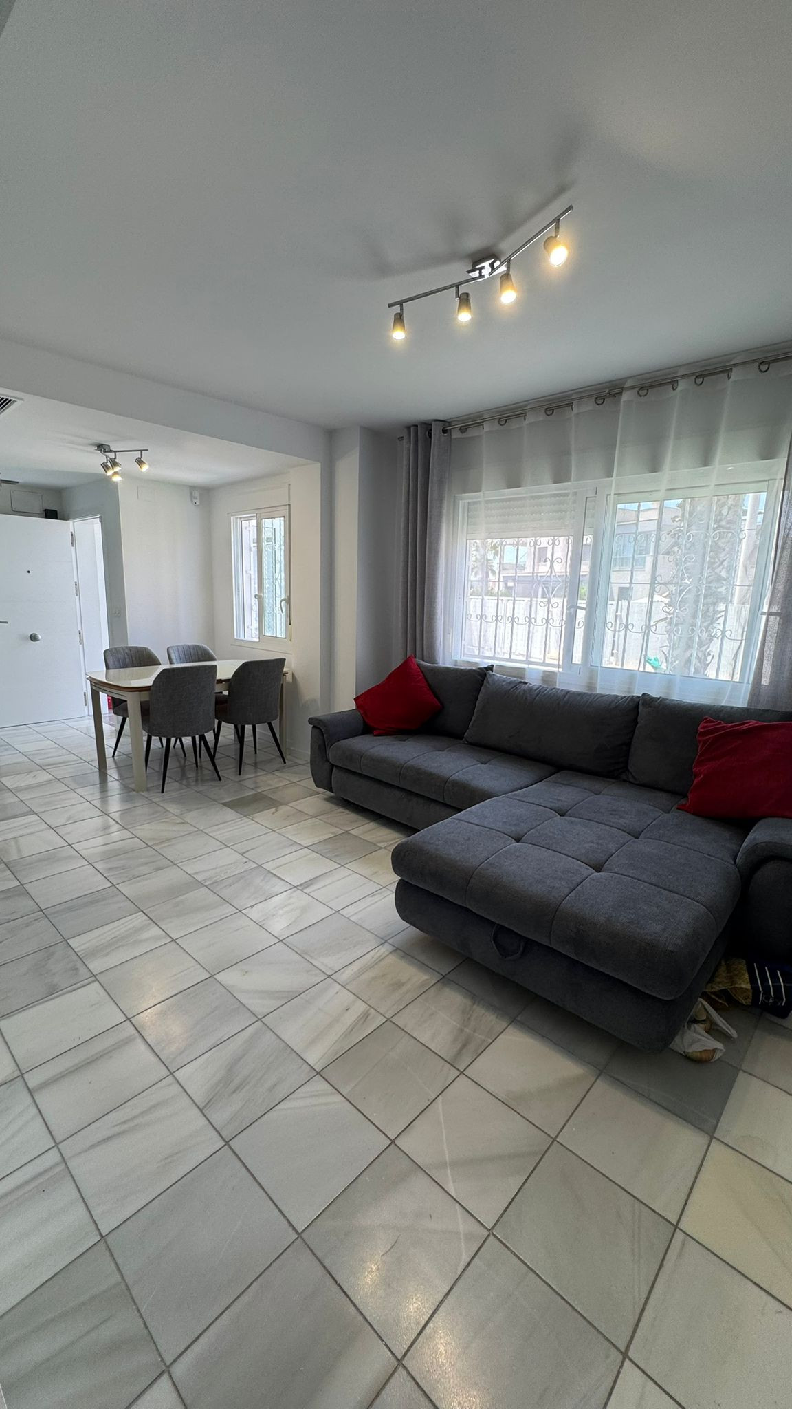 ShowFeedImage House – Townhouse in Torrevieja