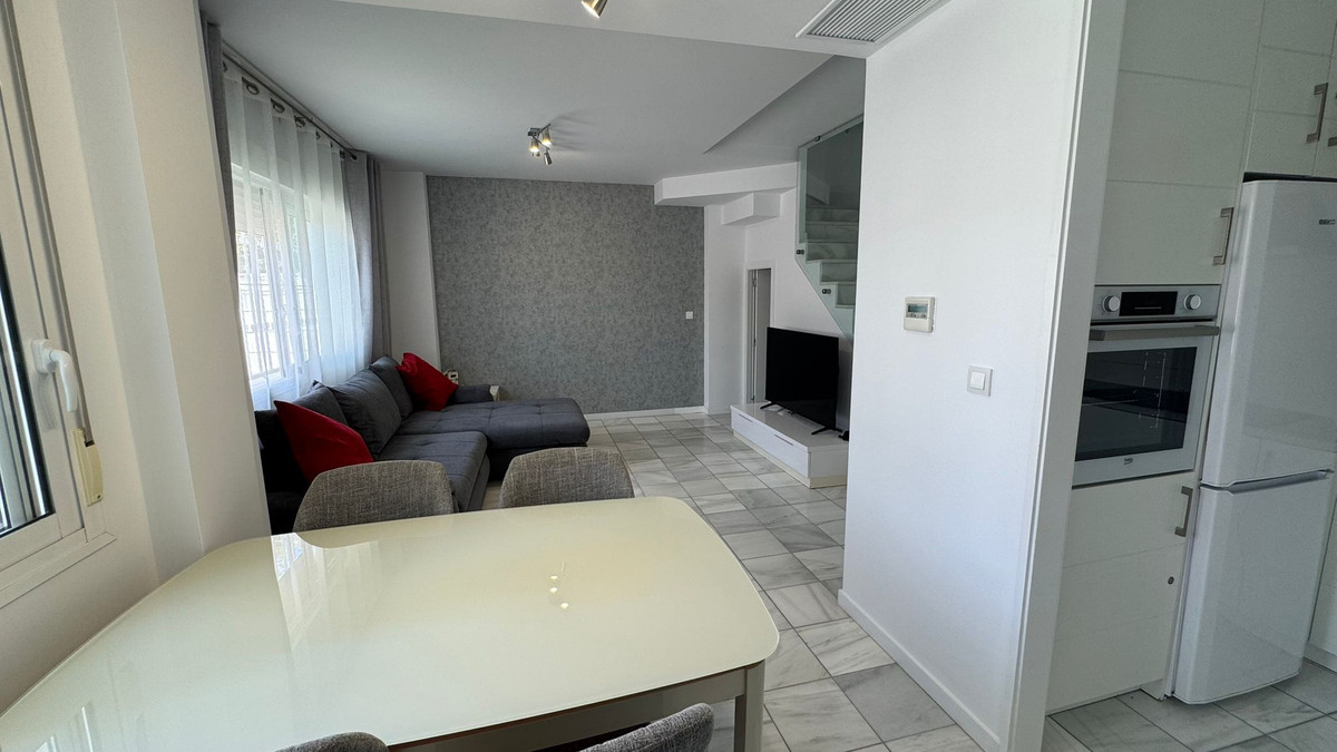 ShowFeedImage House – Townhouse in Torrevieja