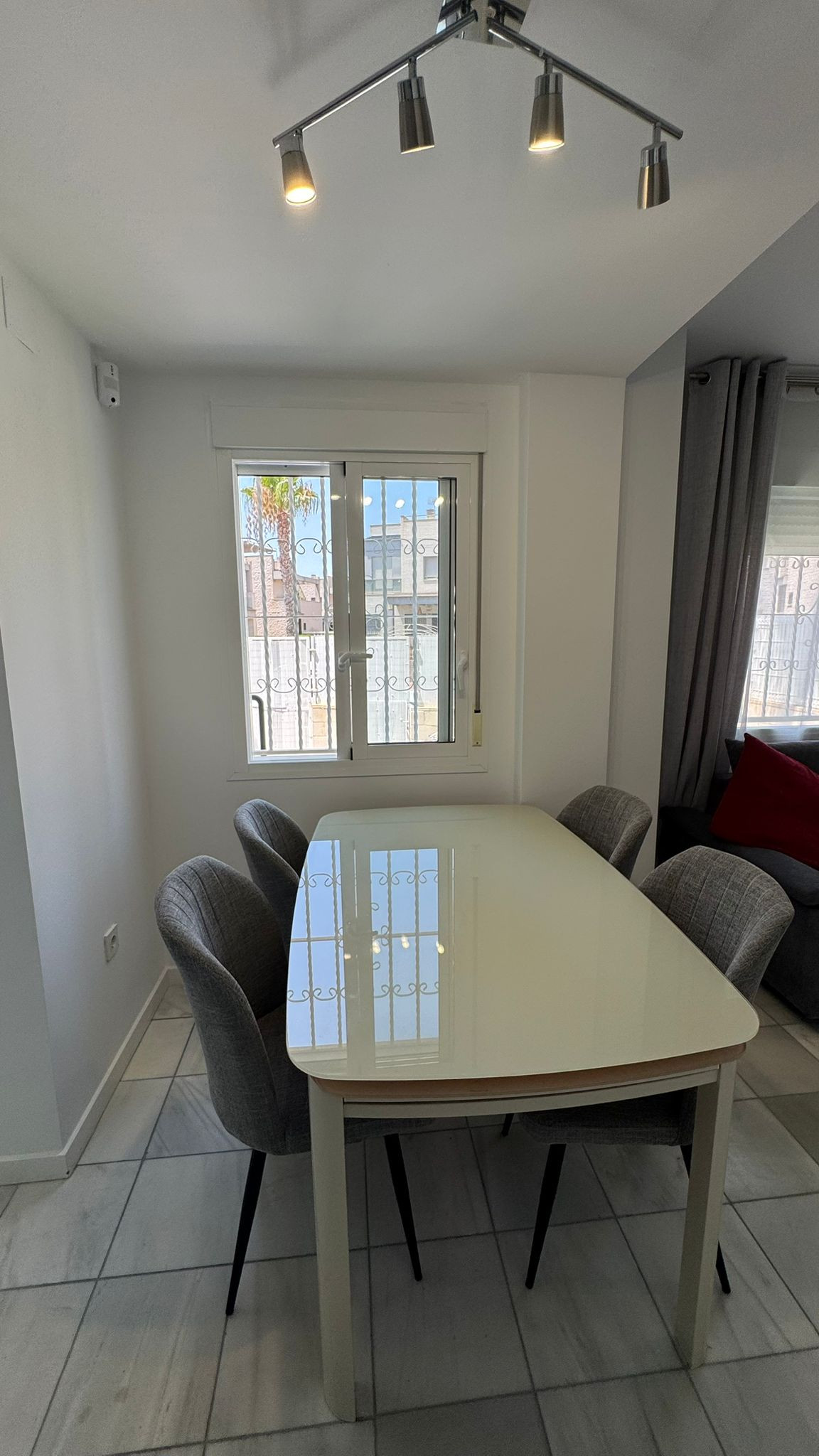 ShowFeedImage House – Townhouse in Torrevieja
