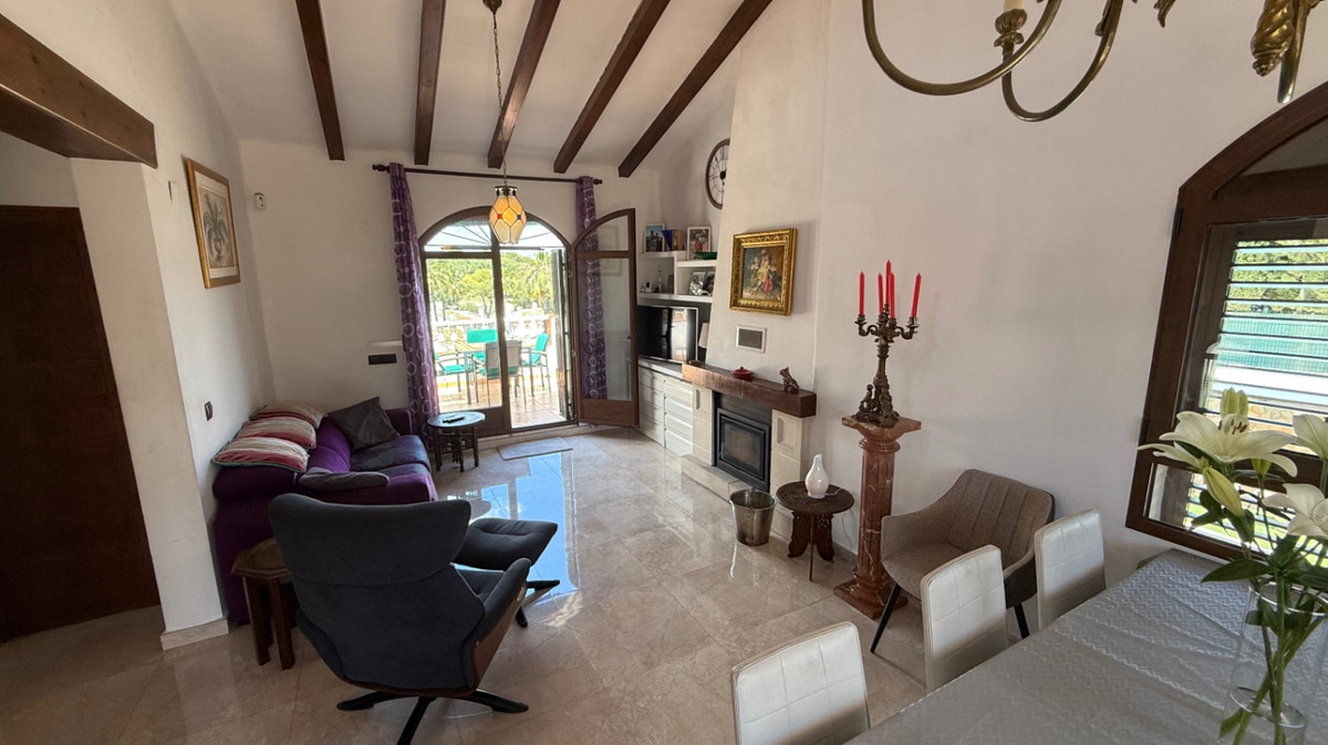 ShowFeedImage House – Detached Villa in Orihuela