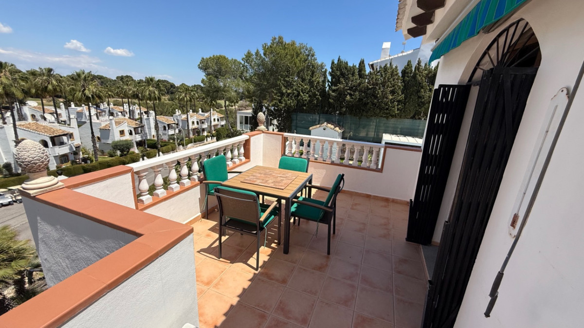 ShowFeedImage House – Detached Villa in Orihuela