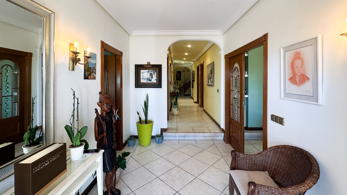 House – Detached Villa in Torrevieja