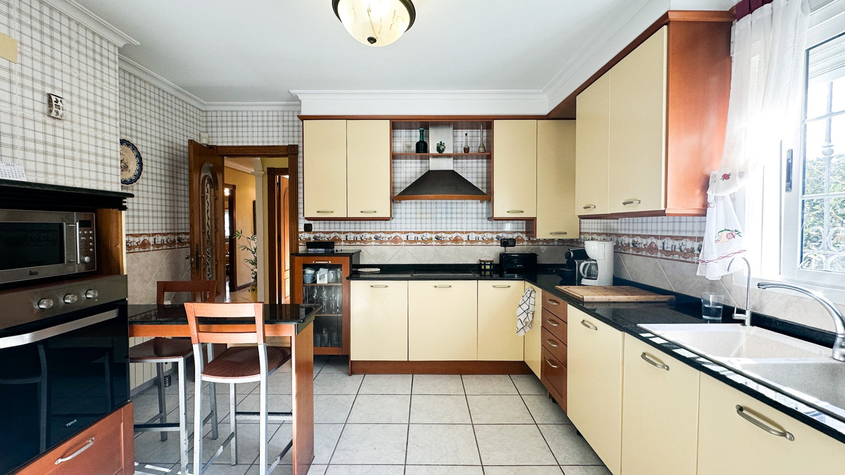 House – Detached Villa in Torrevieja
