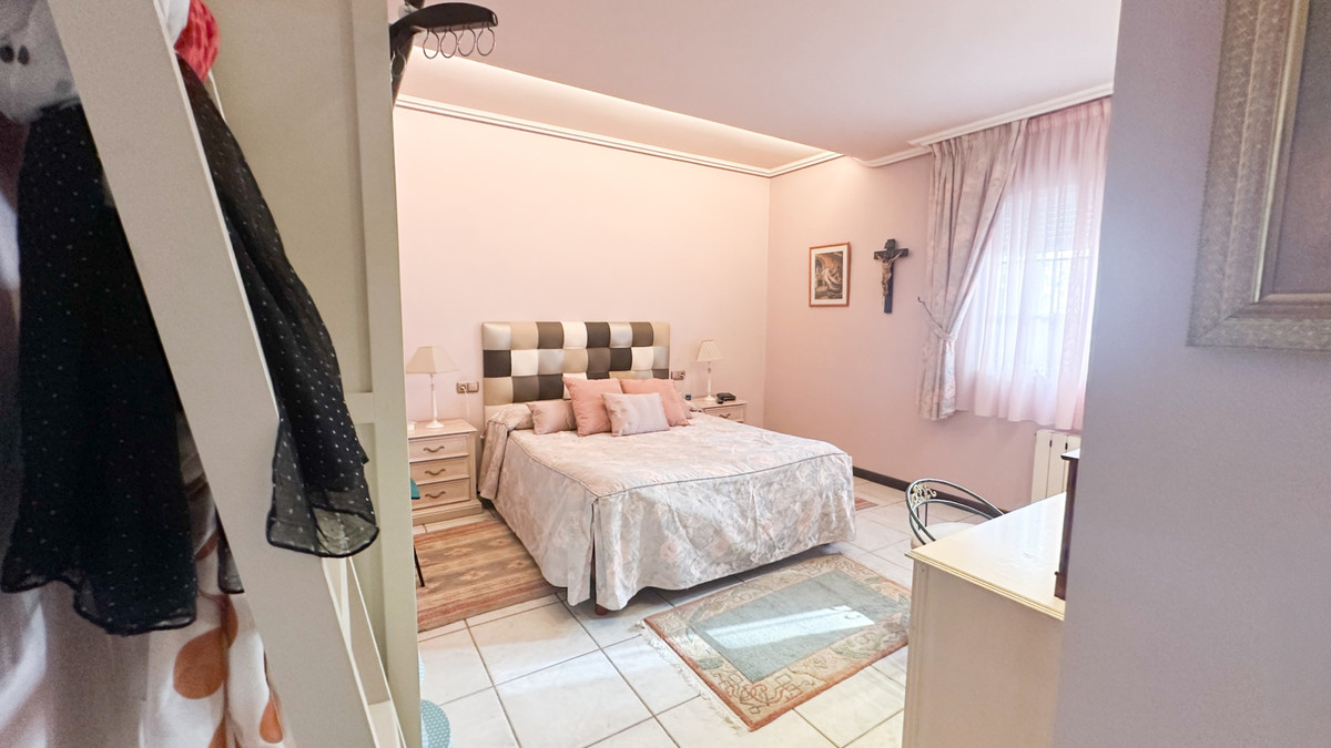 House – Detached Villa in Torrevieja