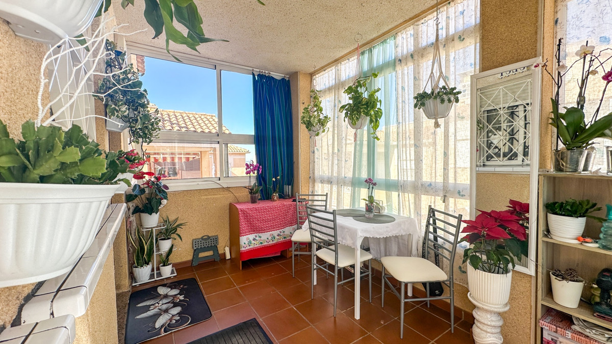 ShowFeedImage House – Bungalow in Torrevieja