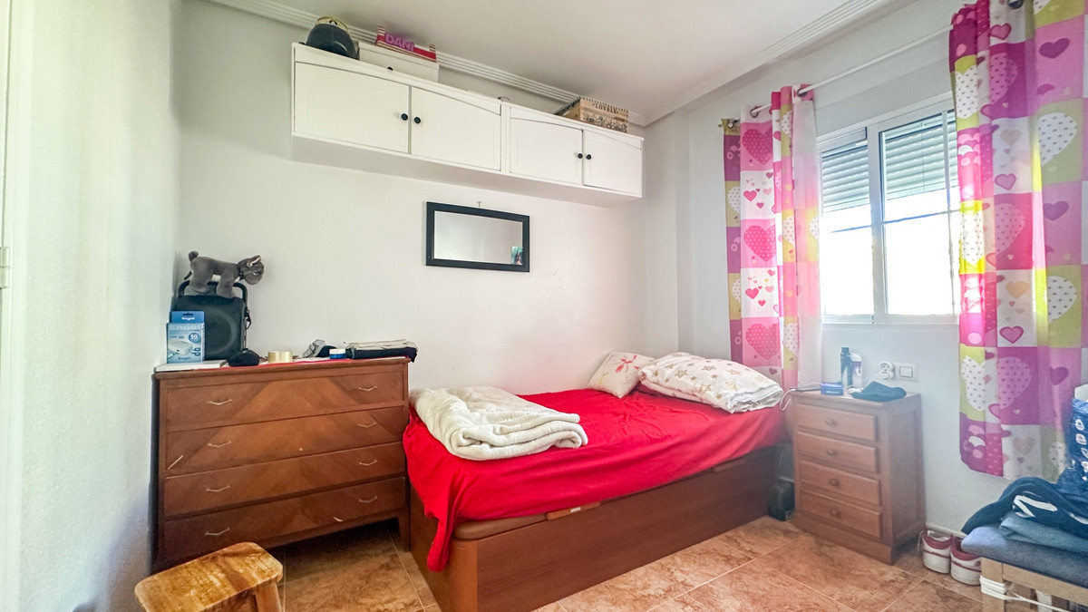 ShowFeedImage House – Bungalow in Torrevieja