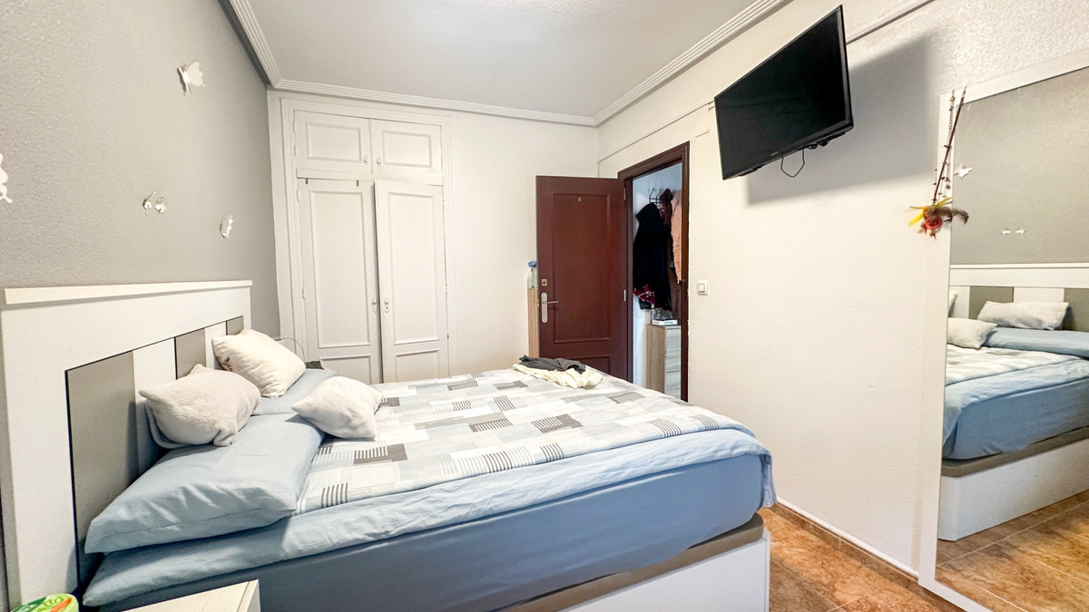 ShowFeedImage House – Bungalow in Torrevieja