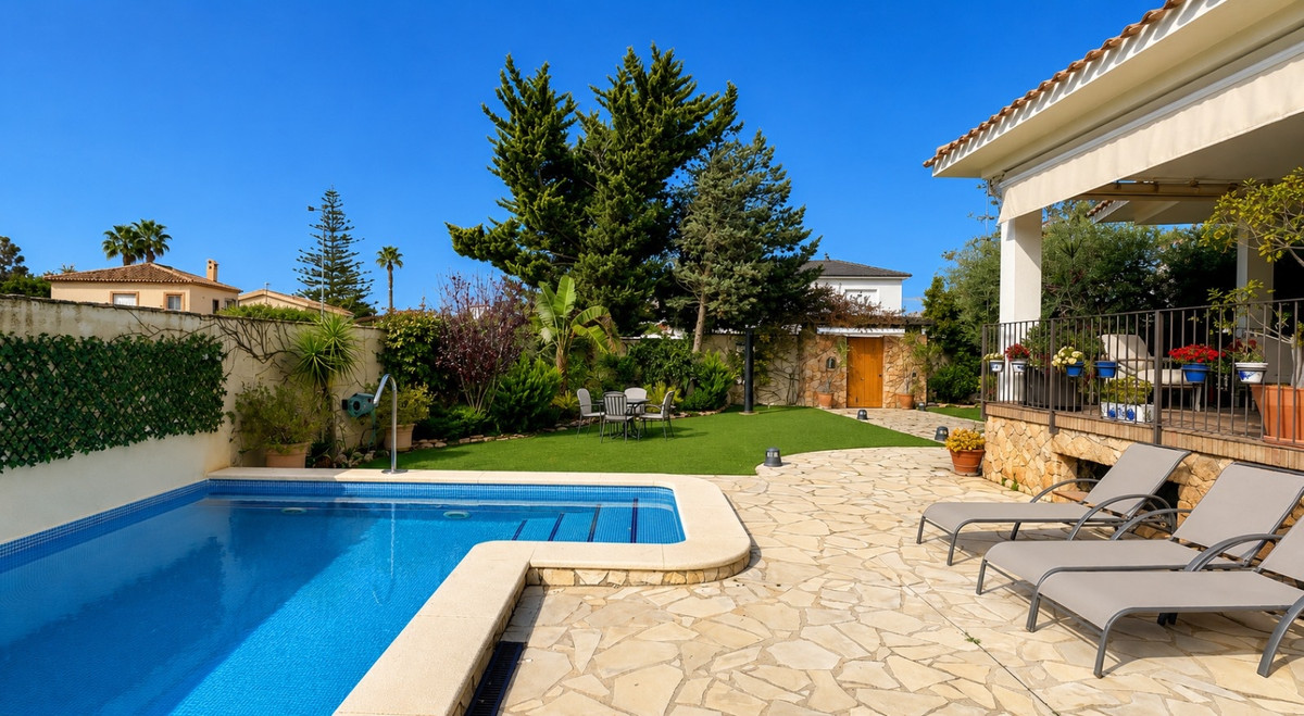 House – Detached Villa in Orihuela