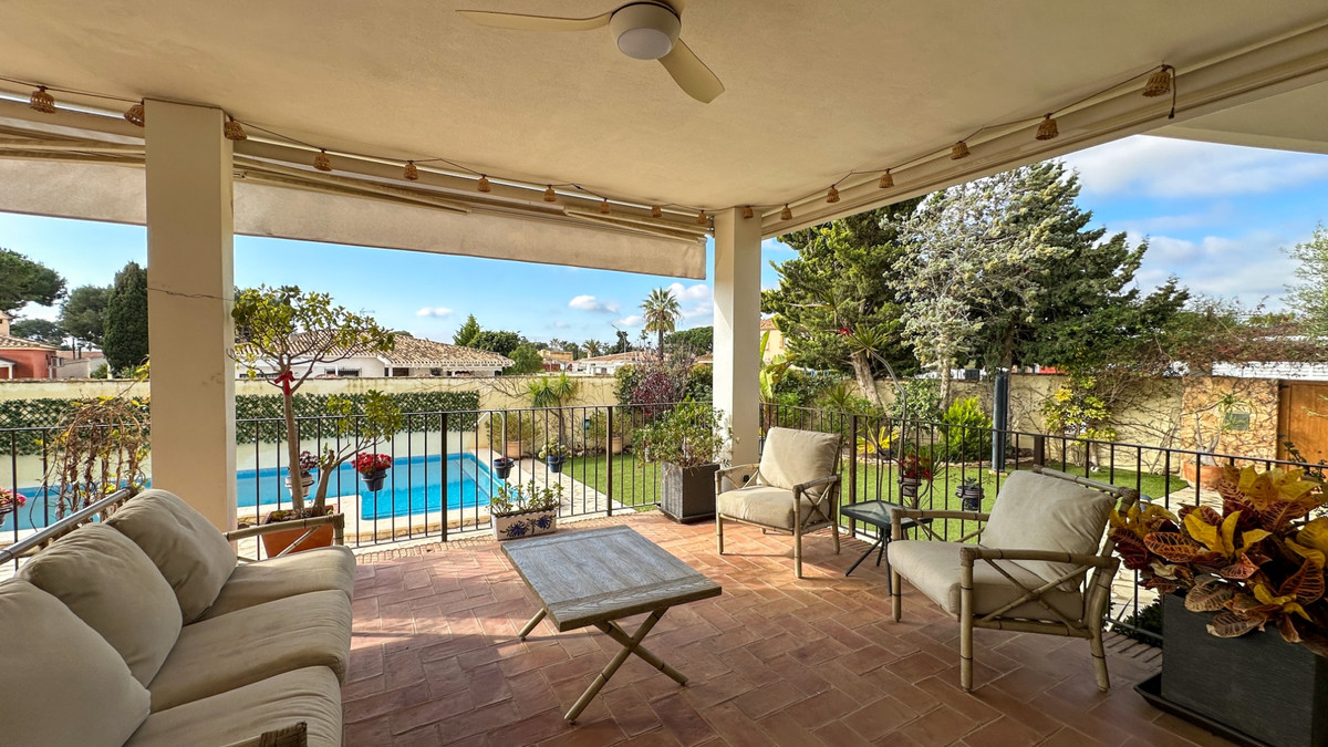 House – Detached Villa in Orihuela