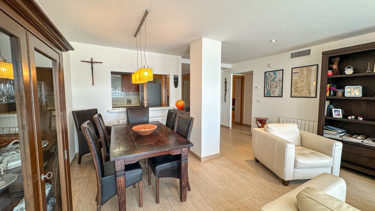 ShowFeedImage Apartment – Middle Floor Apartment in Torrevieja