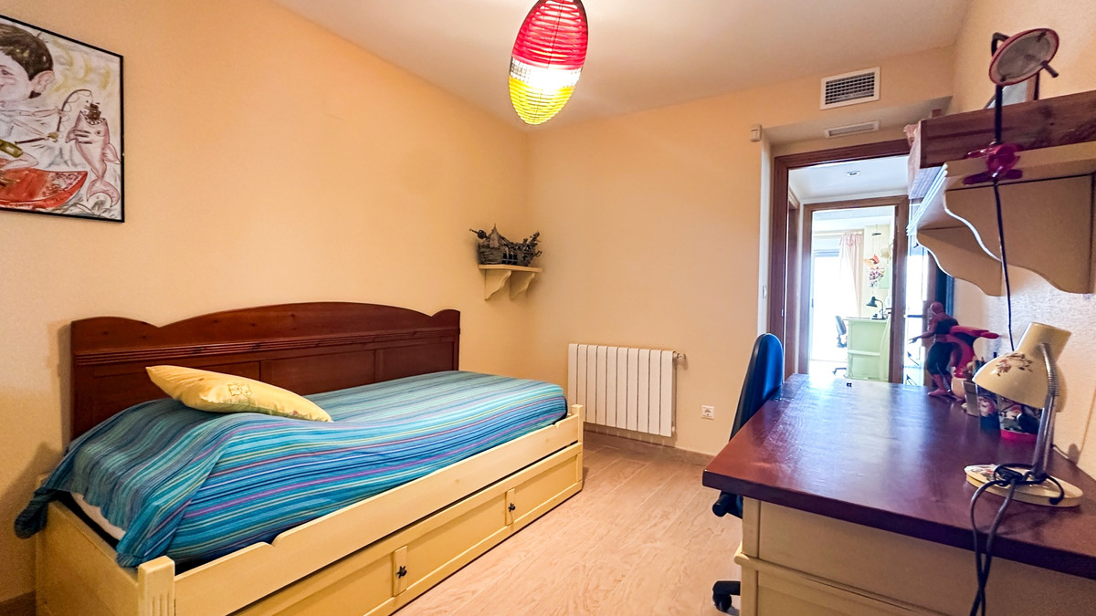 ShowFeedImage Apartment – Middle Floor Apartment in Torrevieja
