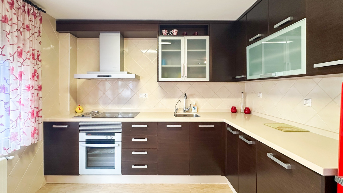 ShowFeedImage Apartment – Middle Floor Apartment in Torrevieja