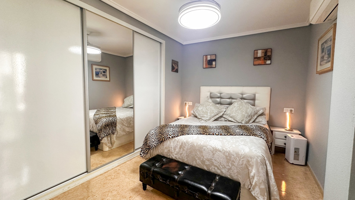 ShowFeedImage Apartment – Middle Floor Apartment in Torrevieja