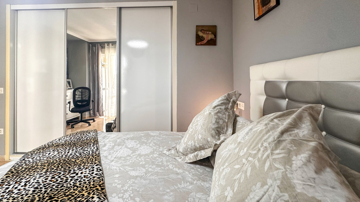 ShowFeedImage Apartment – Middle Floor Apartment in Torrevieja