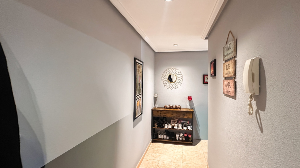 ShowFeedImage Apartment – Middle Floor Apartment in Torrevieja