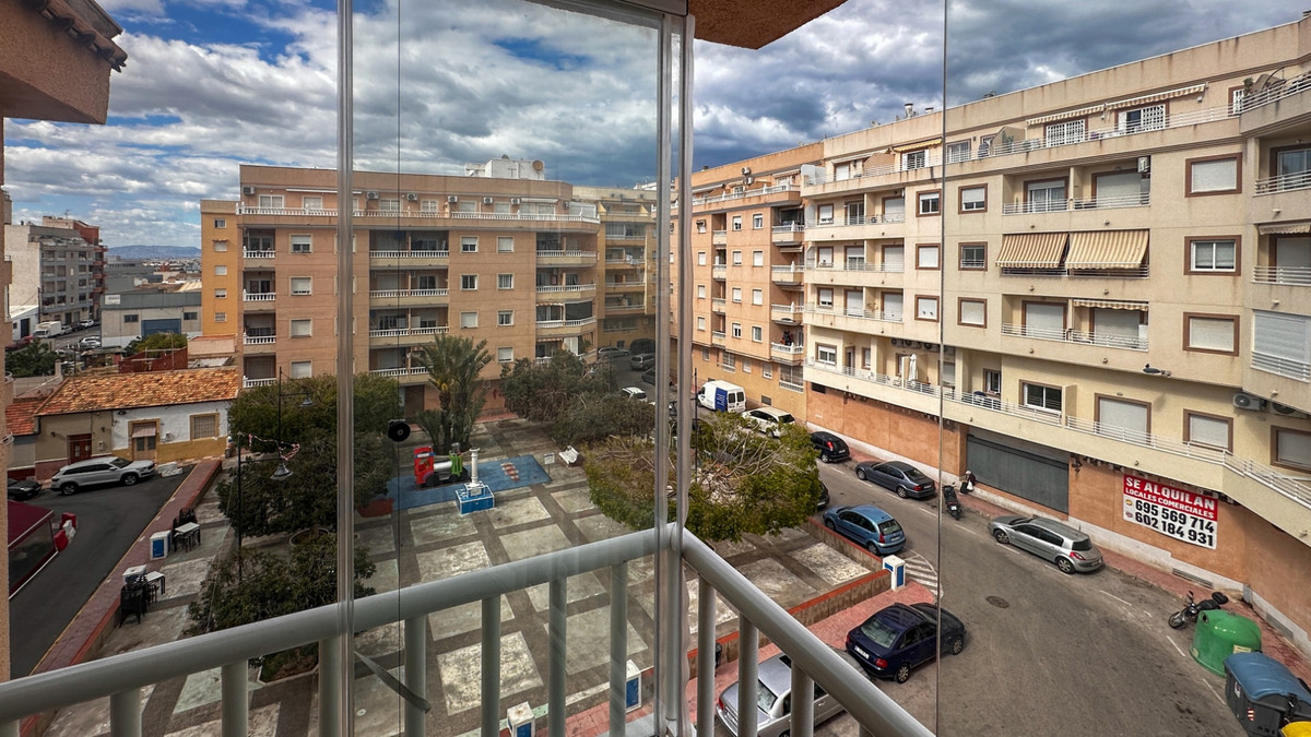 ShowFeedImage Apartment – Middle Floor Apartment in Torrevieja