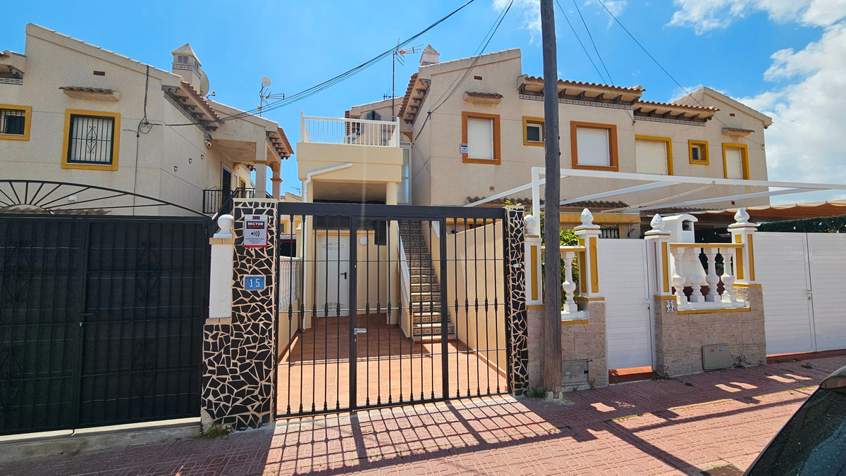 ShowFeedImage House – Bungalow in Orihuela