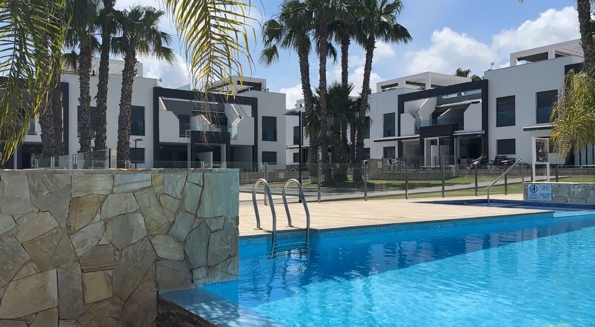 ShowFeedImage House – Bungalow in Orihuela