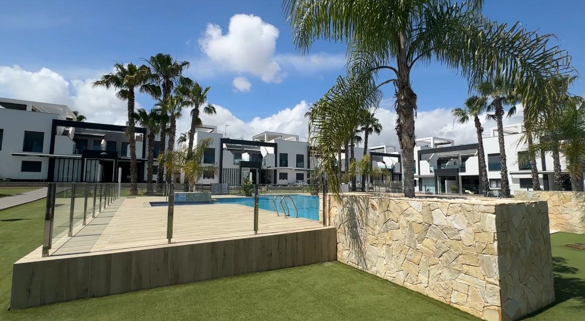 ShowFeedImage House – Bungalow in Orihuela