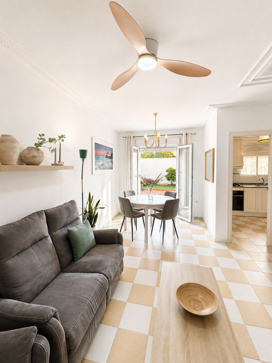 ShowFeedImage House – Detached Villa in Torrevieja