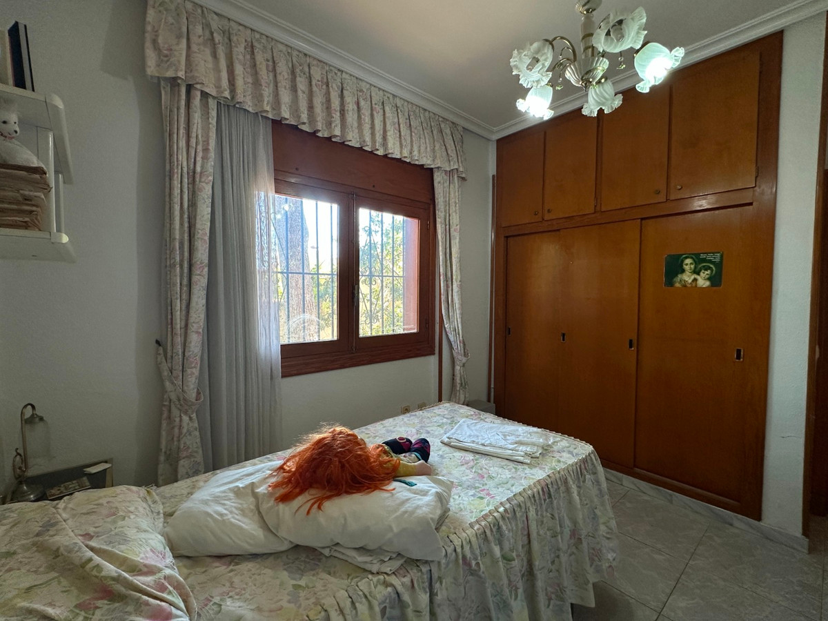 House – Detached Villa in Torrevieja