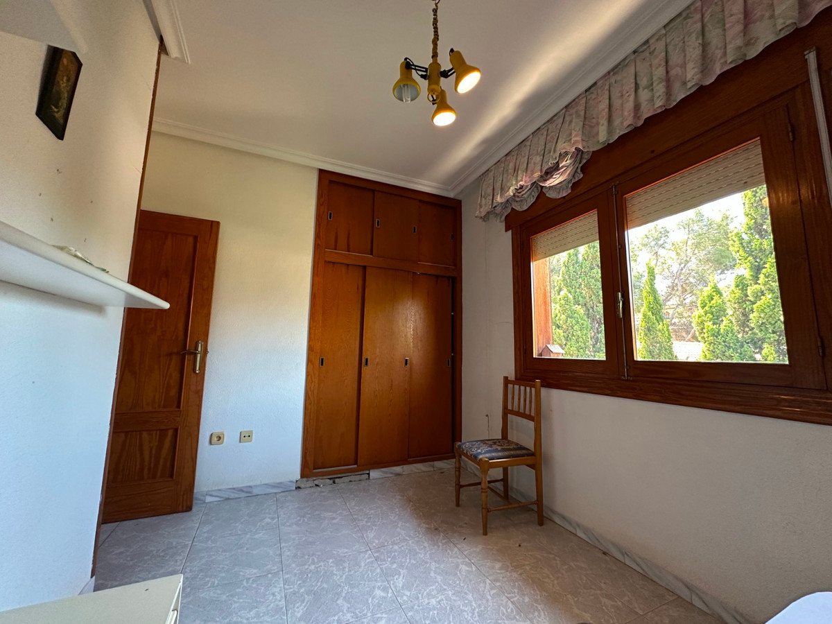 House – Detached Villa in Torrevieja