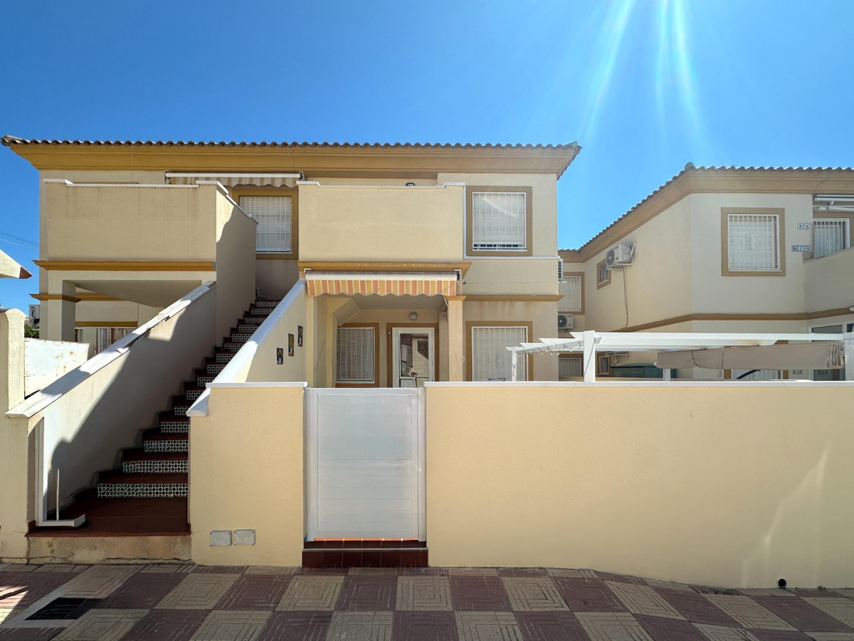 ShowFeedImage House – Bungalow in Orihuela