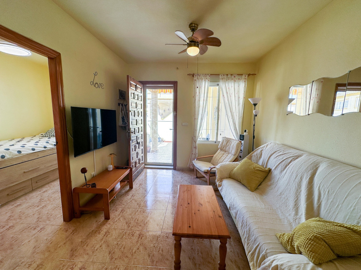 ShowFeedImage House – Bungalow in Orihuela