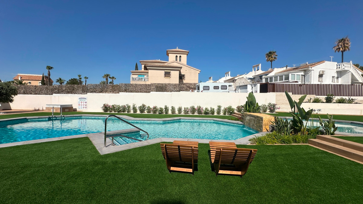 ShowFeedImage House – Bungalow in Rojales
