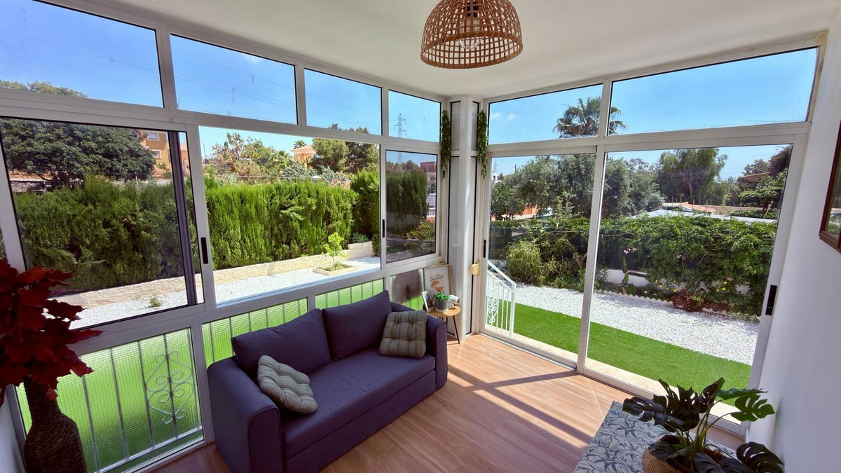 House – Detached Villa in San Vicente del Raspeig