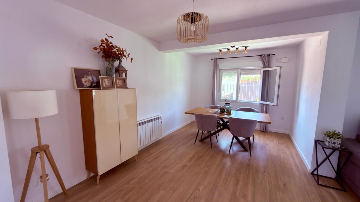 House – Detached Villa in San Vicente del Raspeig