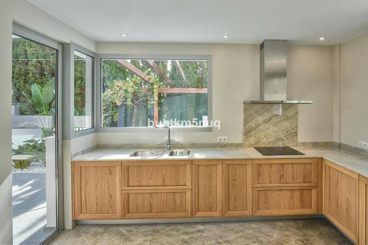House – Detached Villa in Calpe