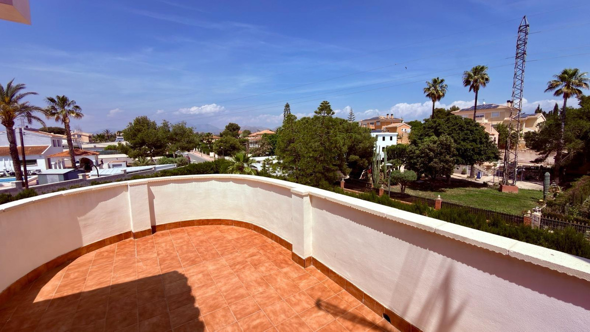 House – Detached Villa in San Vicente del Raspeig