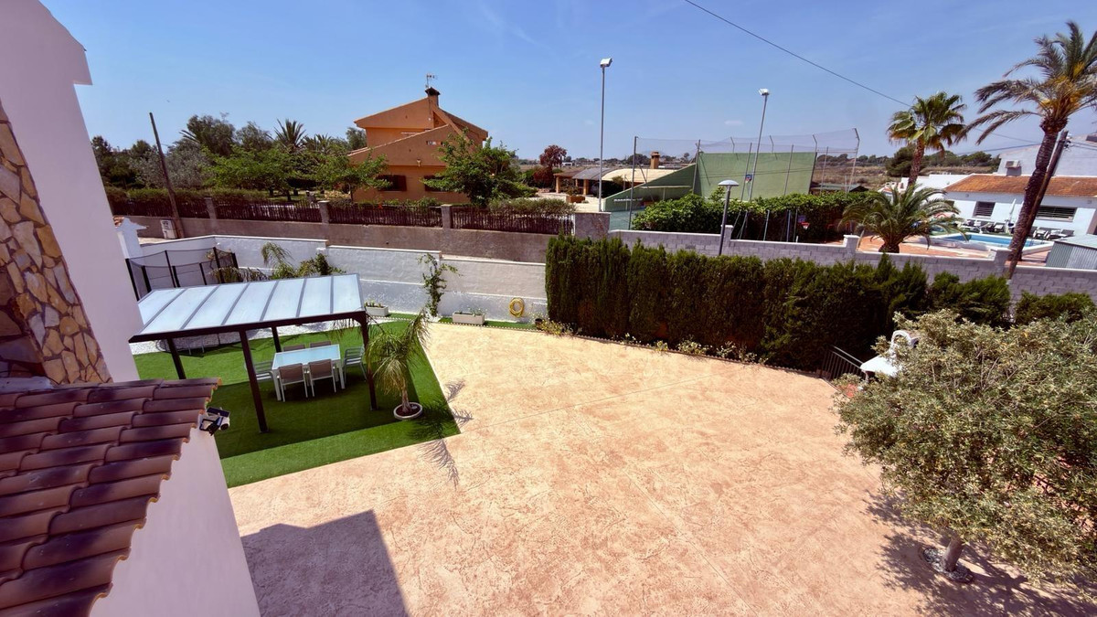House – Detached Villa in San Vicente del Raspeig