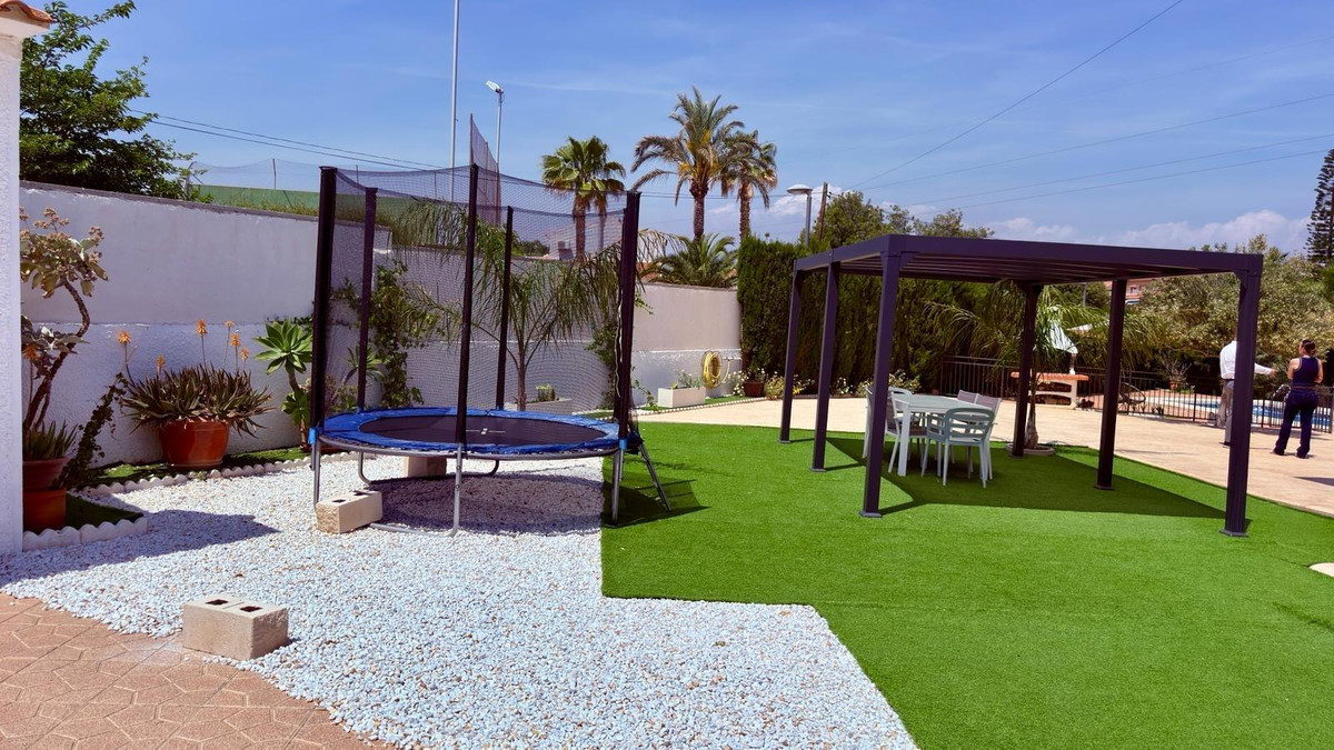 House – Detached Villa in San Vicente del Raspeig