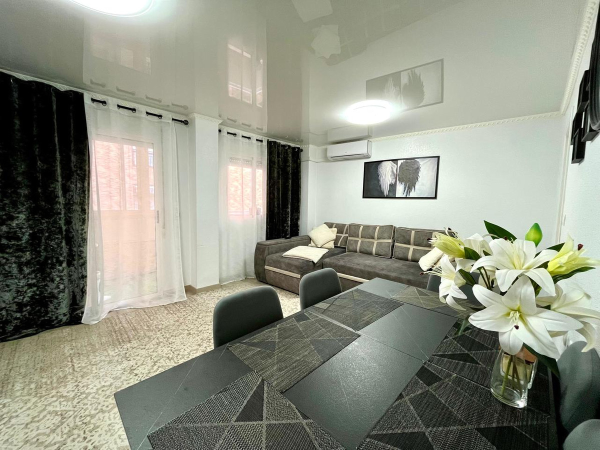 ShowFeedImage Apartment – Middle Floor Apartment in Torrevieja