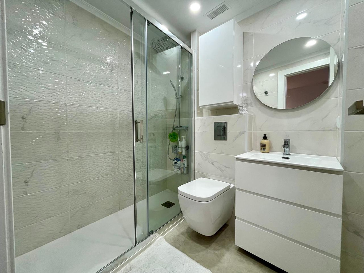 ShowFeedImage Apartment – Middle Floor Apartment in Torrevieja