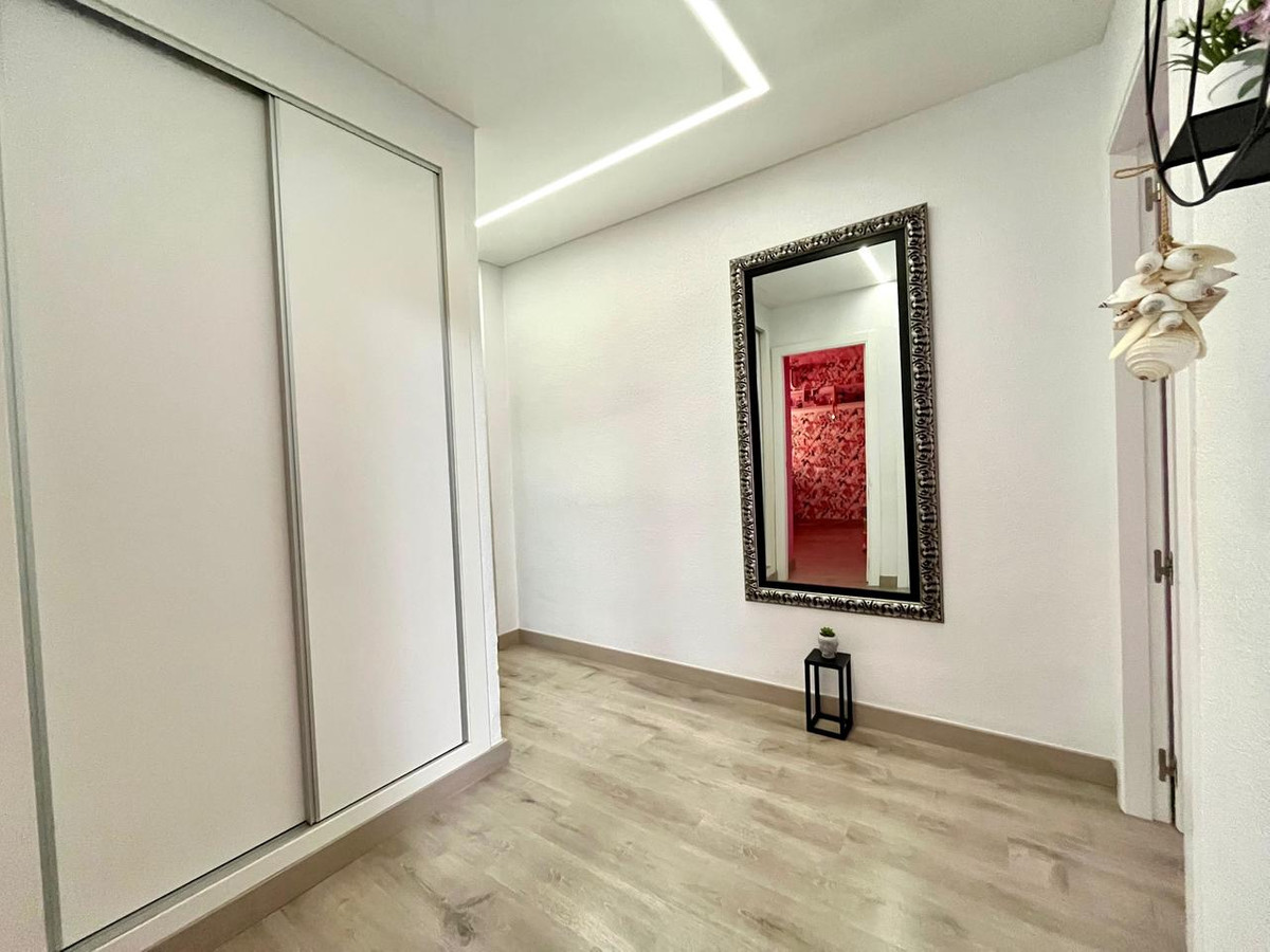 ShowFeedImage Apartment – Middle Floor Apartment in Torrevieja