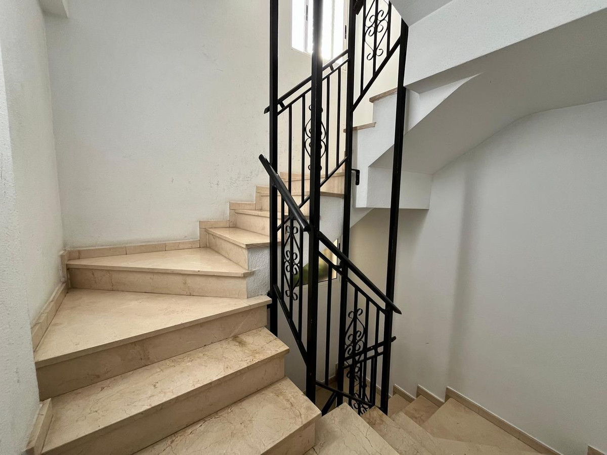 ShowFeedImage Apartment – Middle Floor Apartment in Torrevieja
