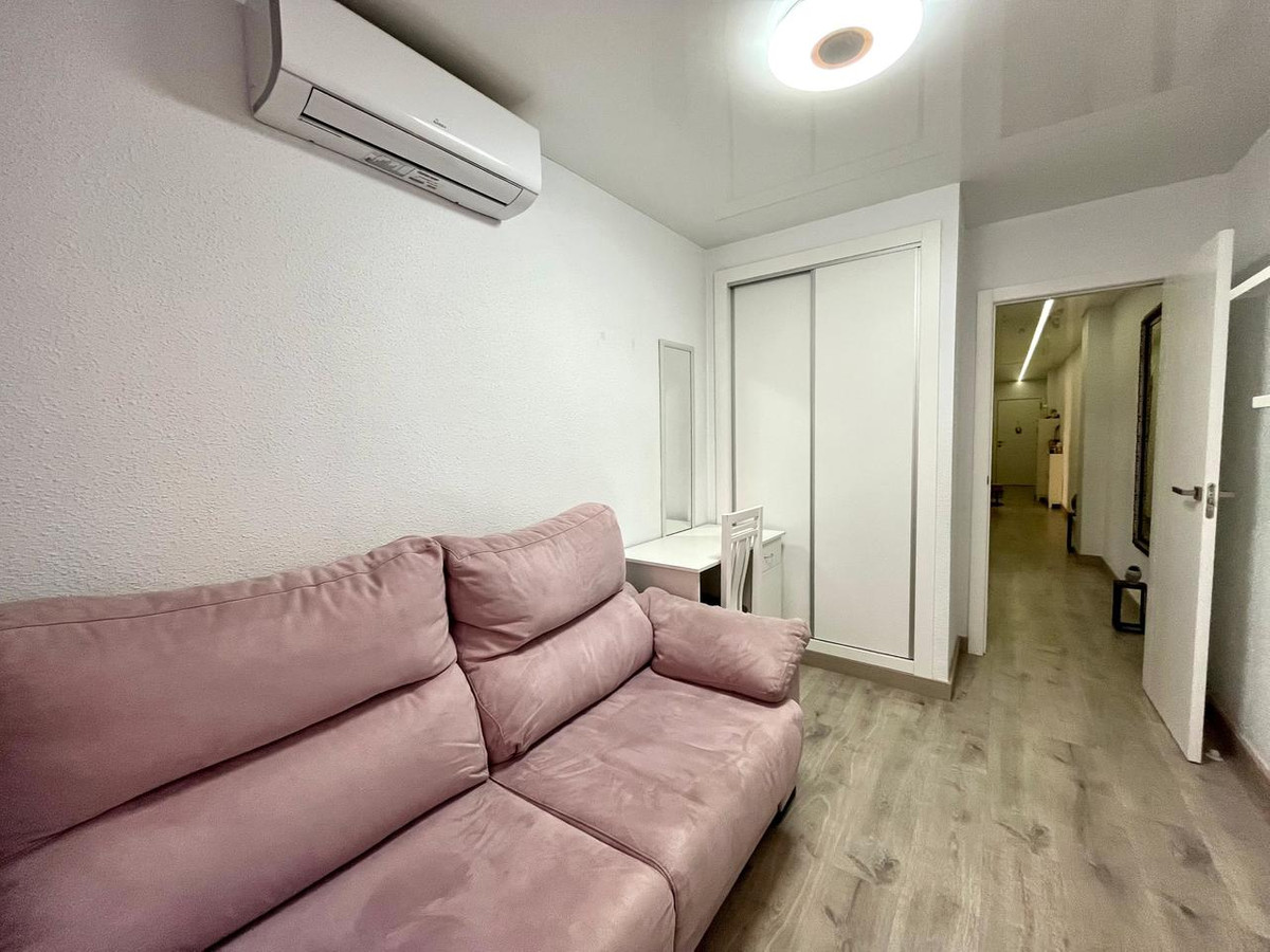 ShowFeedImage Apartment – Middle Floor Apartment in Torrevieja